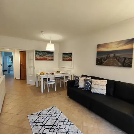 Apartament Valley 2 With Pool By Homing *