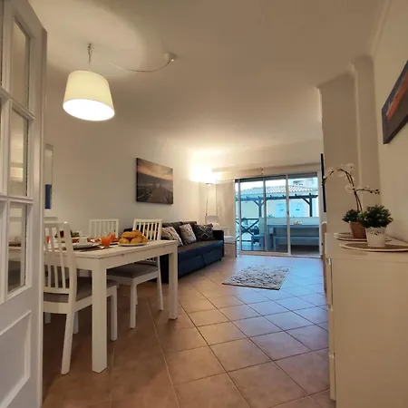 Albufeira Valley 2 With Pool By Homing Appartement Albufeira