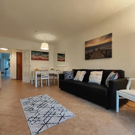 Albufeira Valley 2 With Pool By Homing אלבופיירה