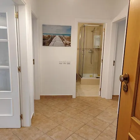 Albufeira Valley 2 With Pool By Homing *