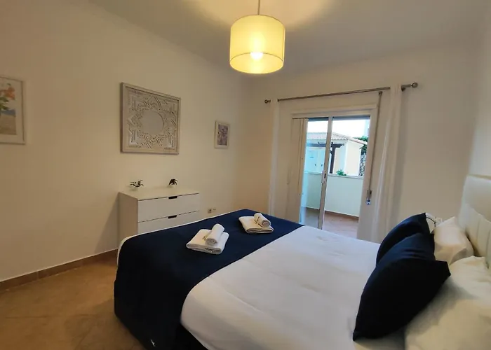 Albufeira Valley 2 With Pool By Homing Apartment