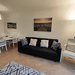 Albufeira Valley 2 With Pool By Homing Albufeira