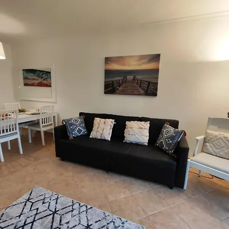 Albufeira Valley 2 With Pool By Homing Албуфейра