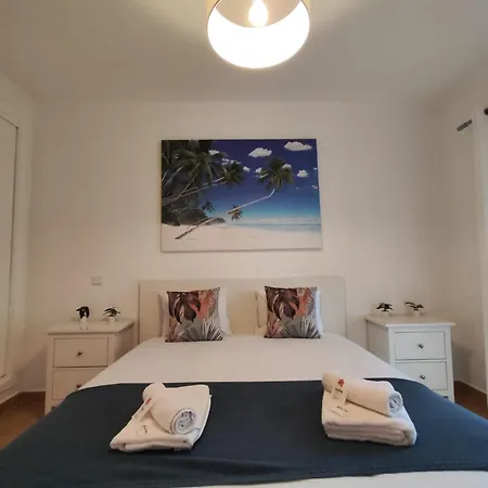 Albufeira Valley 2 With Pool By Homing